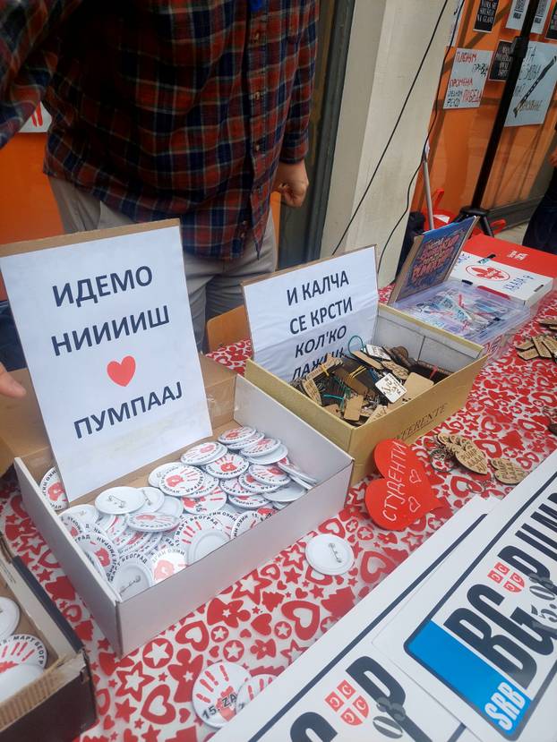 200 slika s masovnog prosvjeda