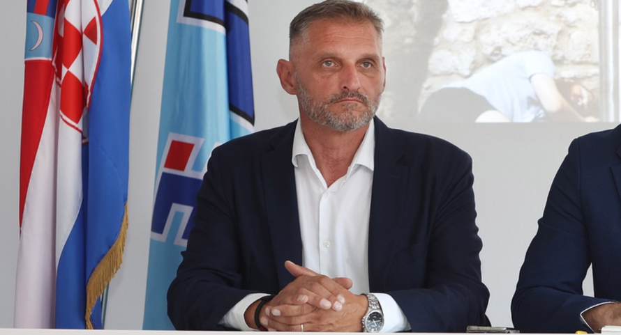 Budimir je prijavljen kod majke. Nije jedini, u takvoj sličnoj situaciji bio je i Ivan Anušić
