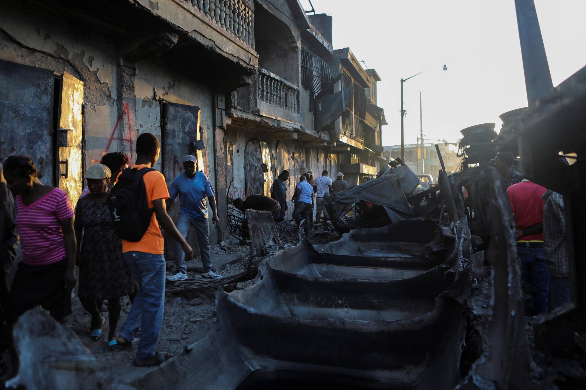 Fuel truck explosion kills people in Cap Haitien