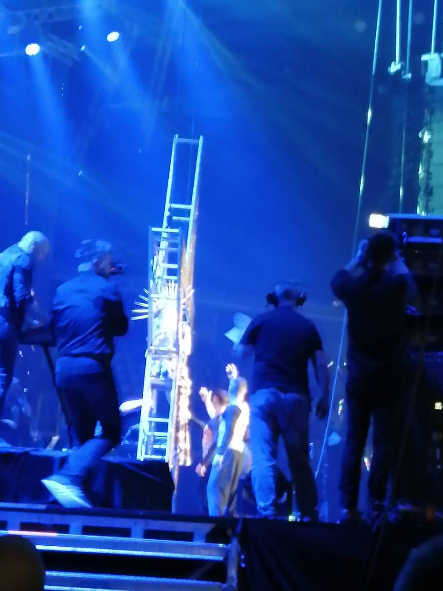 Brena napunila Arenu: Visjela  na zvijezdi, publika je vrištala