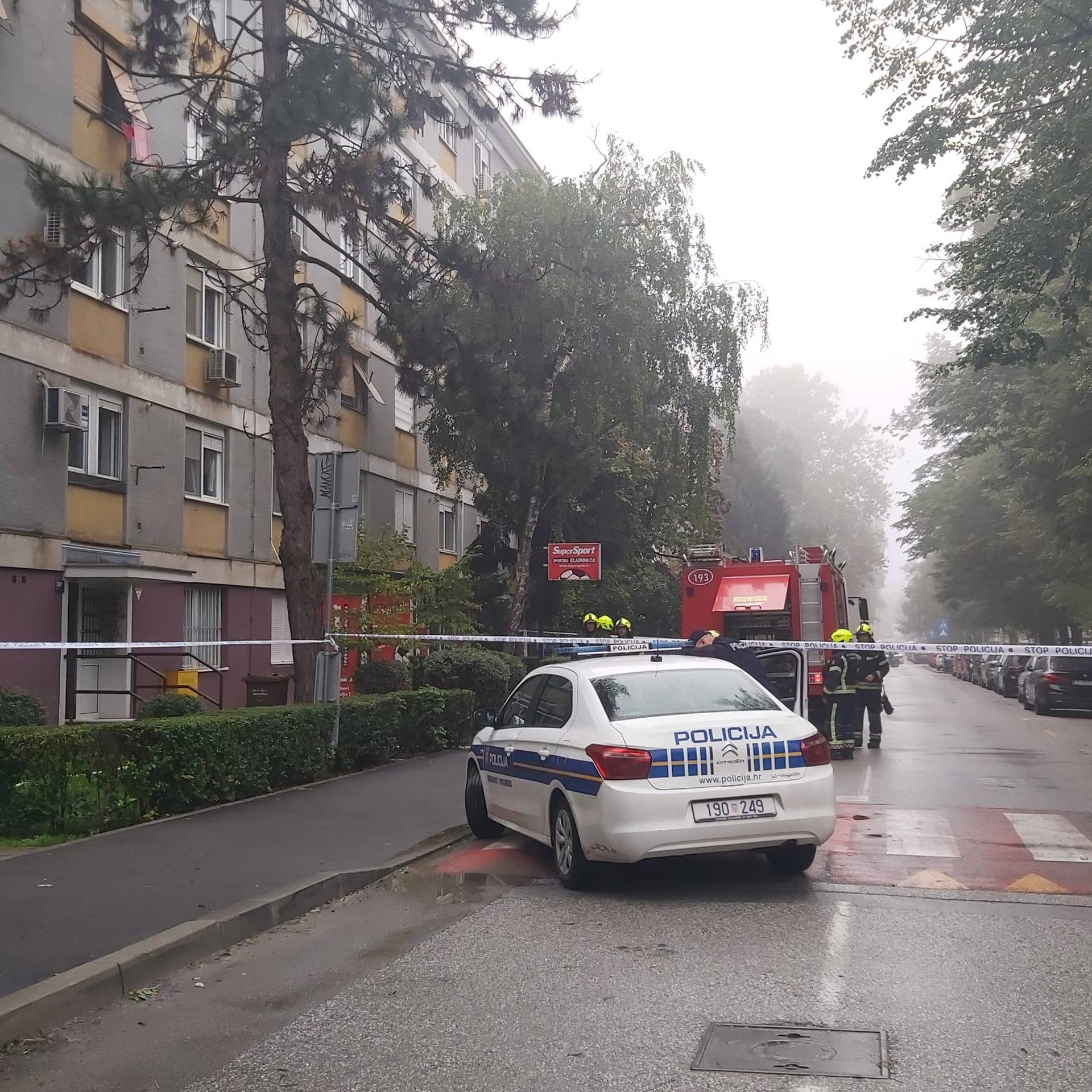 FOTO Užas u Novom Zagrebu: Detonacija probudila Trnsko, u zgradi poginuo jedan čovjek