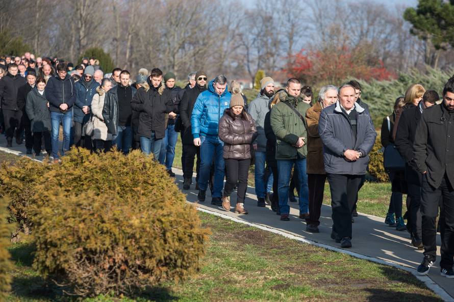 Prijatelji i obitelj neutješni na sprovodu: 'Hvala, a ne zbogom'