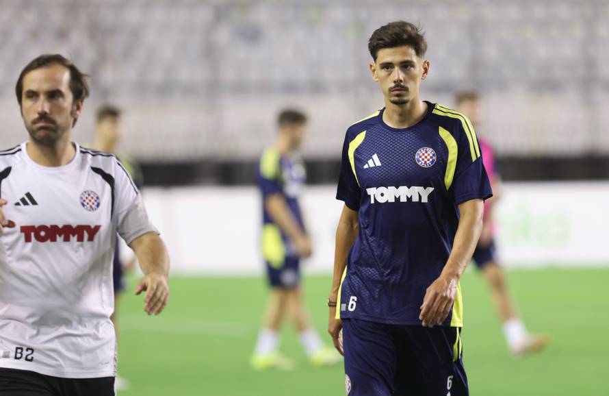 Split: Nogometaši Hajduka odradili trening uoči Rakowa