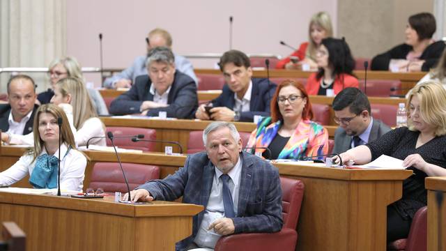 Zagreb: Saborski zastupnici glasovanjem završavaju tjedni rad