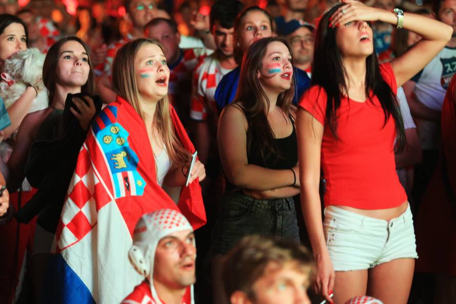 Od ludnice do tuge: Navijači su razočarani, ali ponosni na naše