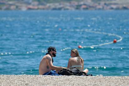 Plaža Zrće gotovo pa prazna u prvom vikendu sedmog mjeseca