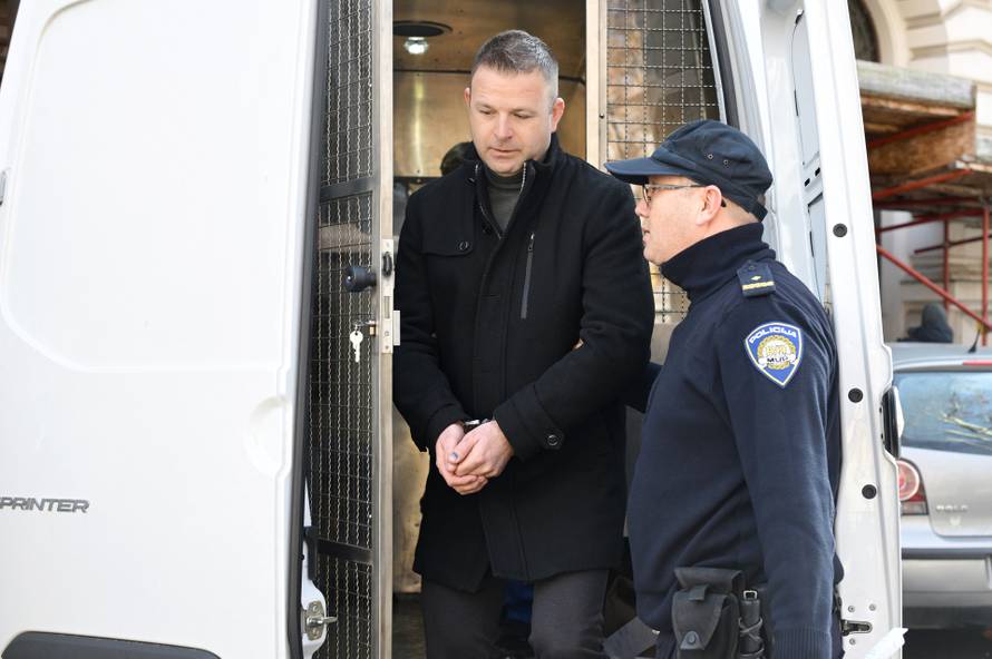 Zagreb: Privođenje na Županijski sud sedemero osumnjičenih zbog otpada