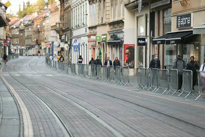 GALERIJA Maratonci ispraznili centar: Zagrebačke ulice rijetko izgledaju ovako pusto