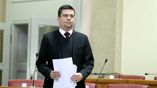 Hajduković: Vlada bi građanima trebala osigurati dovoljno energije po razumnim cijenama