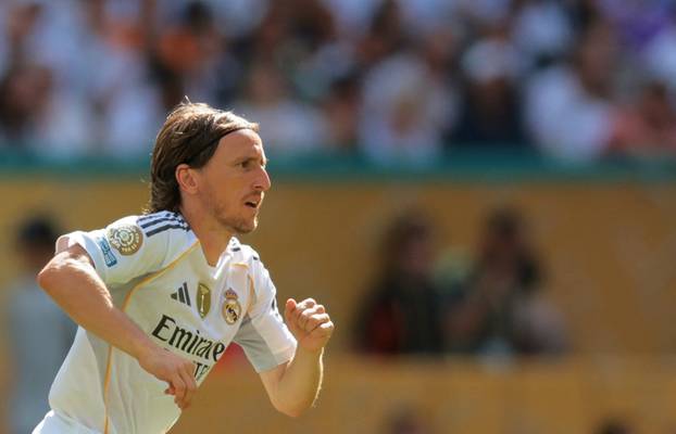 FIFA Club World Cup - Group H - Real Madrid v Al Hilal