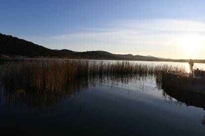 Bajkovito jesensko jutro u Parku prirode Vransko jezero