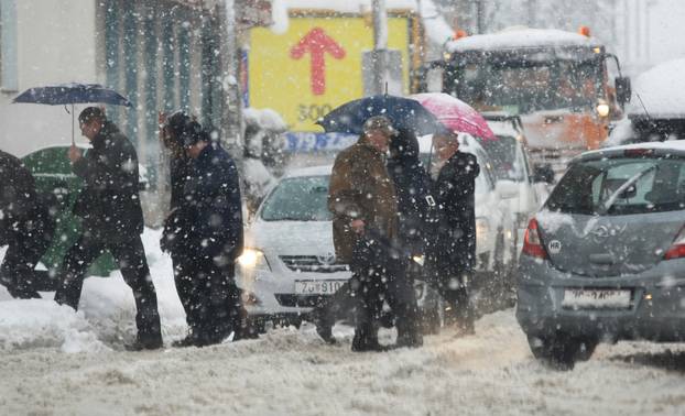 ARHIVA - Zagreb je 14. sije?nja 2013. bio zatrpan snijegom