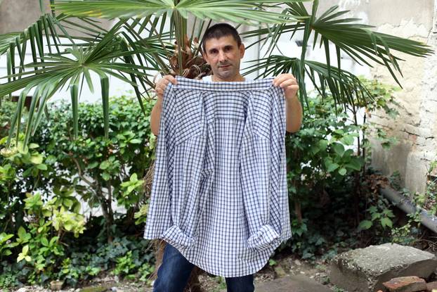 Zagreb: Performer Siniša Labrovi?