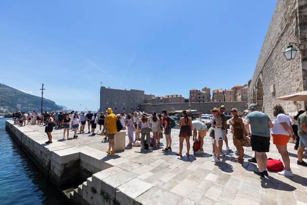 Dubrovnik: Toplinski val i visoke temperature na jugu Hrvatske