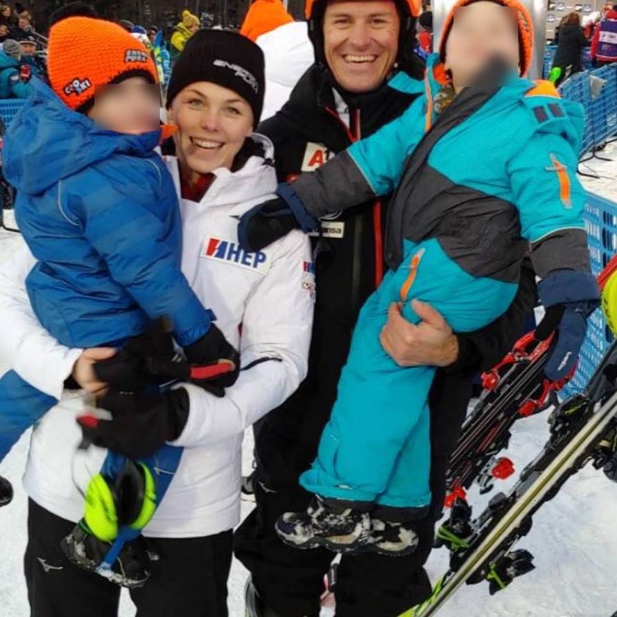 Elin Kostelić s djecom na izletu u prirodi, sinčić zapjevao Ivici: 'Kad je tata tu, sve je juhuhu'