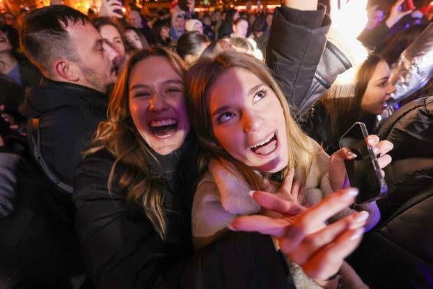 Samobor: Koncertom Vesne Pisarović otvoren je ovogodišnji Advent