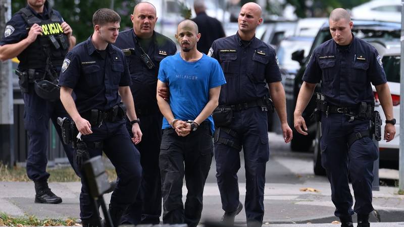 Policija objavila detalje drame u Novom Zagrebu: Muškarac pred njima izvukao osigurač bombe