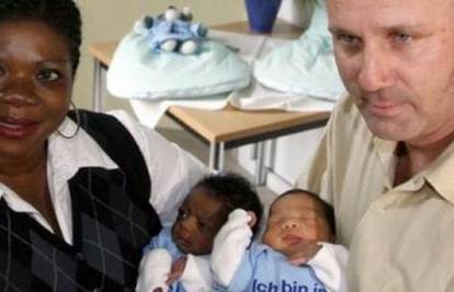 Crnkinja rodila bijelu bebu na Siciliji, otac poludio od bijesa