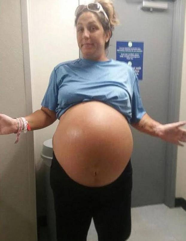 Rodila bebu od šest kilograma