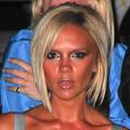 FOTO Victoria Beckham &ccaron;esto je mijenjala frizure, ali i grudi: Pogledajte sva njezina izdanja