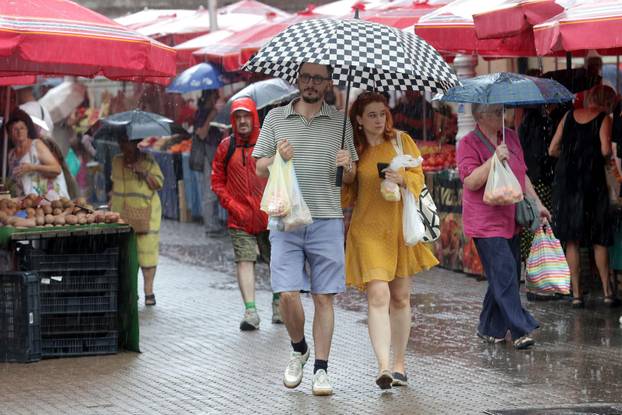 Ljetna kiša u Zagrebu