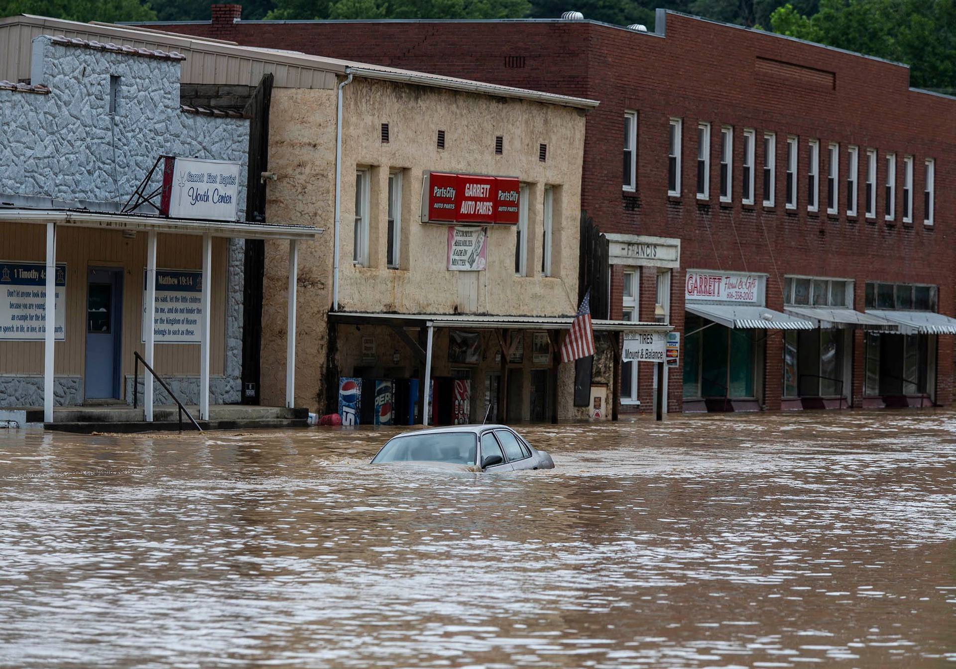 Flooding hits eastern Kentucky