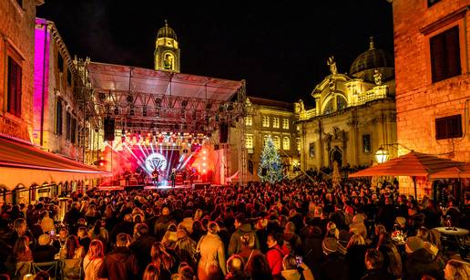Svjetlost, pjesma i more radosti – advent u Dubrovniku