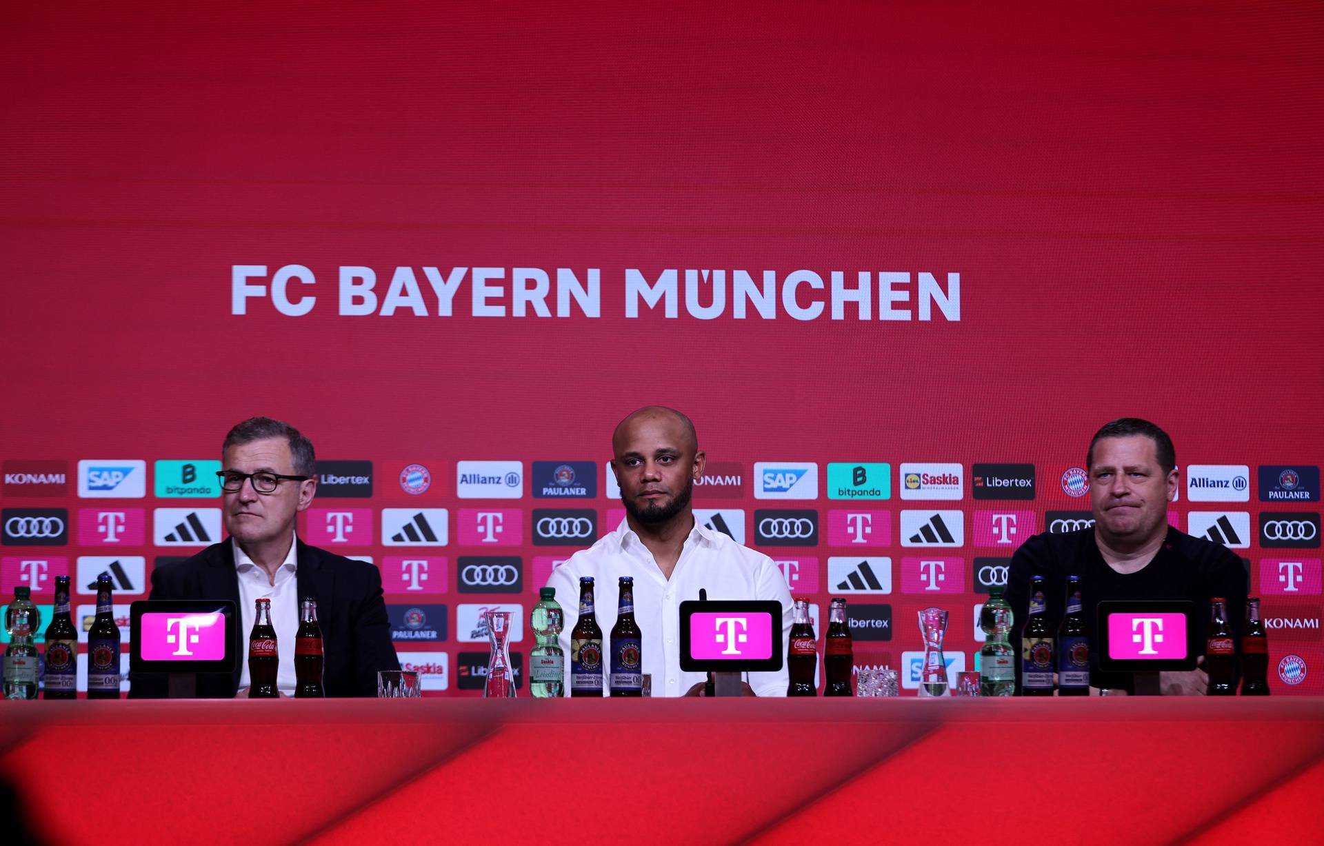 Bayern Munich present new coach Vincent Kompany