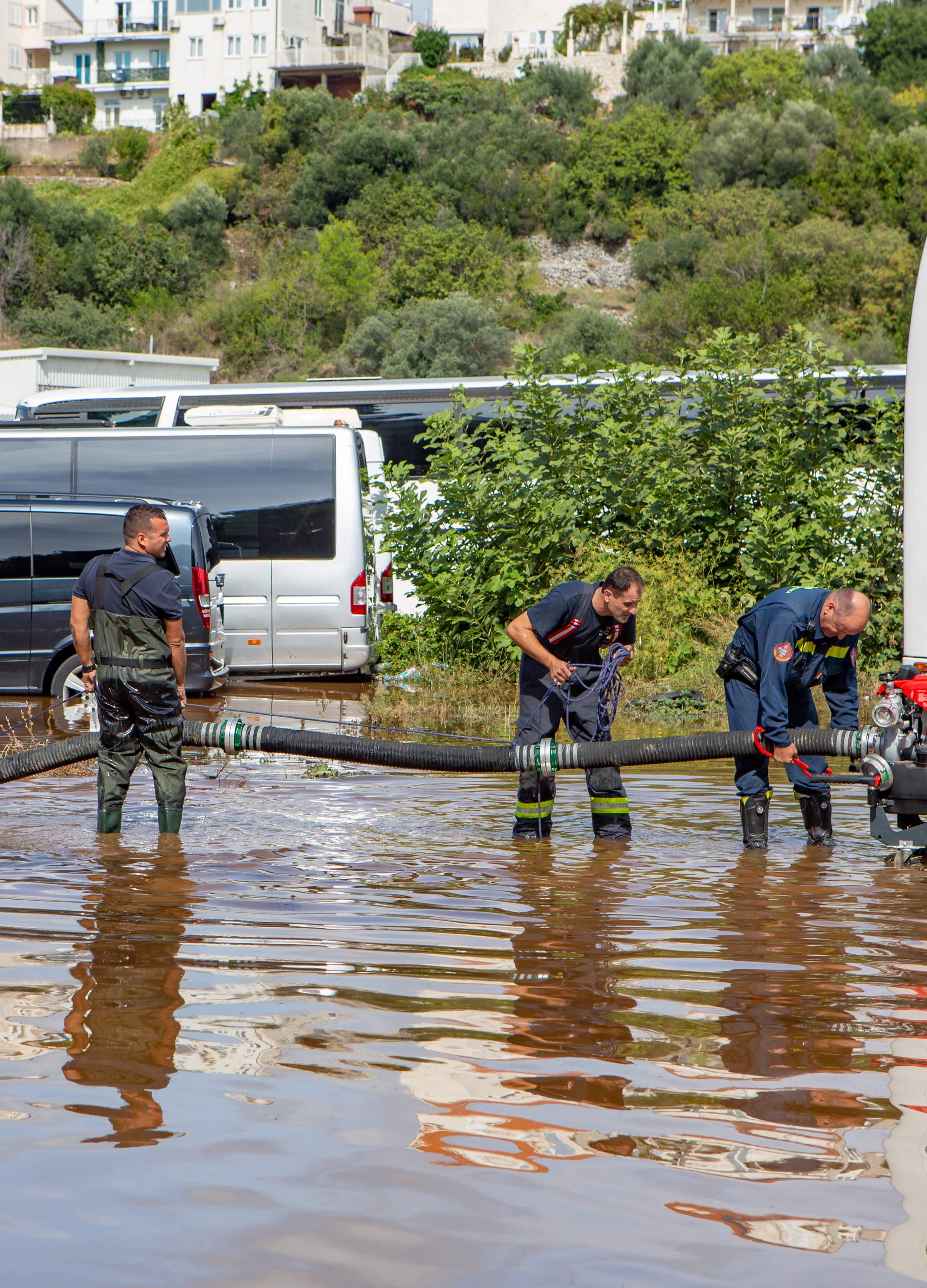 Poplava na sve strane: Ovako nakon kiše izgleda Dubrovnik