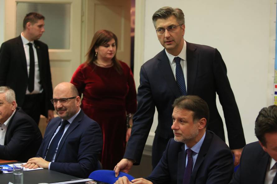 'Ne razmišljamo o prekidu,  s SDSS-om dobro surađujemo'