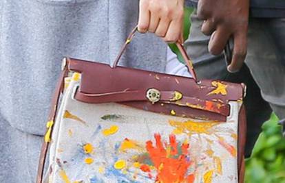 'Remek djelo': Kim nosi torbu koju je oslikala malena North