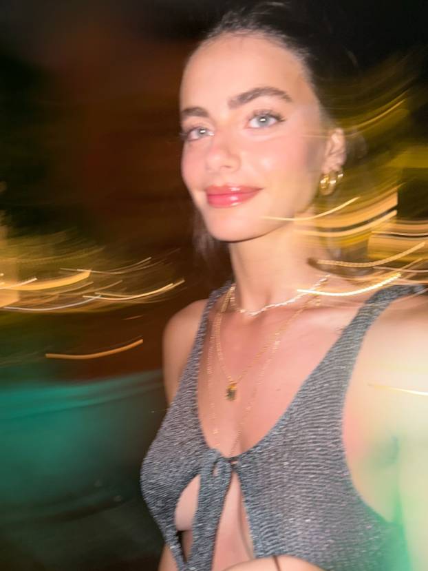 FOTO F1 ima novu 'WAGsicu'! Izraelka je s 19 proglašena za najljepšu ikada, bila i u vojsci