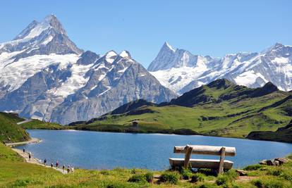 Švicarska vlada očekuje sporiji gospodarski rast ove godine