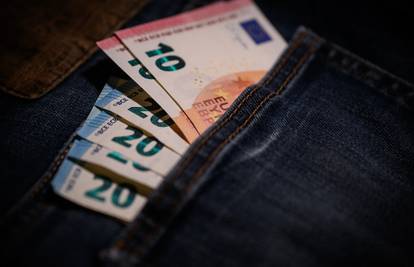 Uskrsnice od 40 do 120 eura, dobivaju ih umirovljenici, socijalno ugroženi ali i studenti