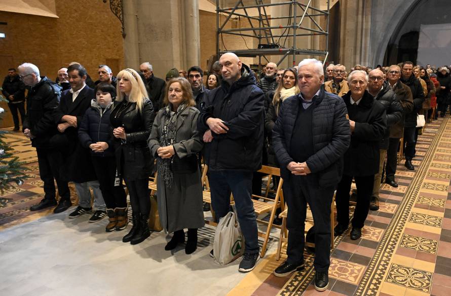 Proslava svetkovine Rođenja Gospodinova - Božića u zagrebačkoj katedrali