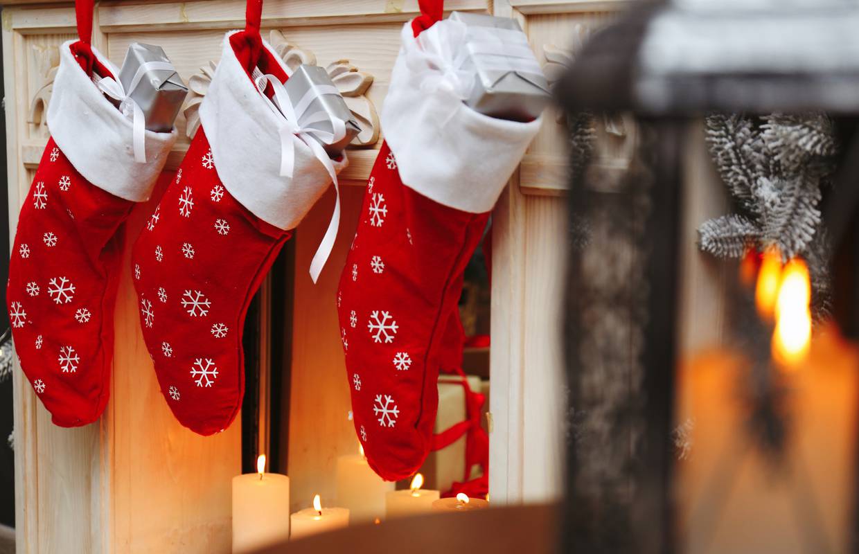 Zašto se čarape pune za Božić? Ovo su legende iza tradicije