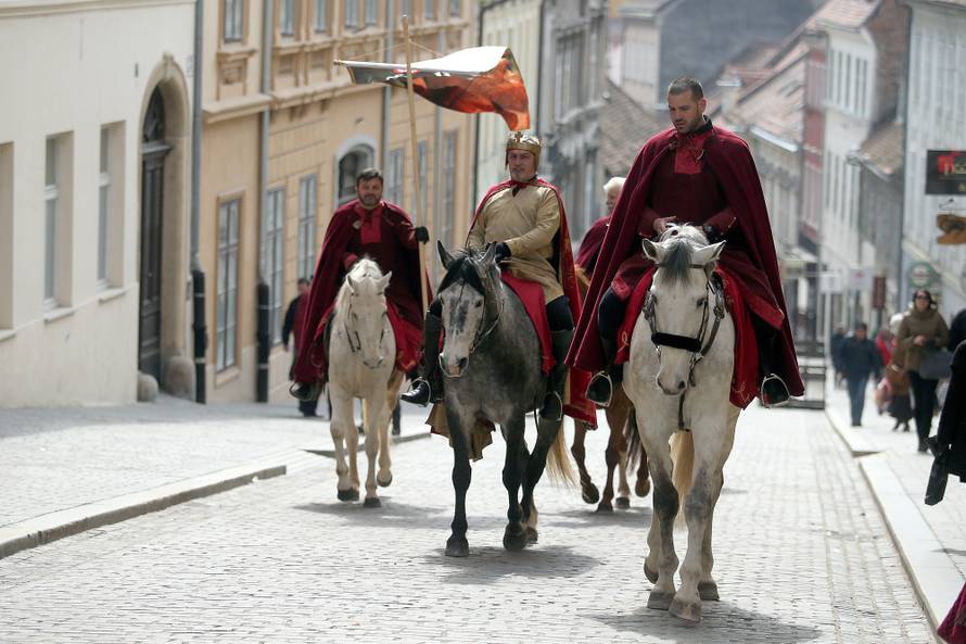 Moćni kralj Tomislav projahao Zagrebom s Kravat pukovnijom