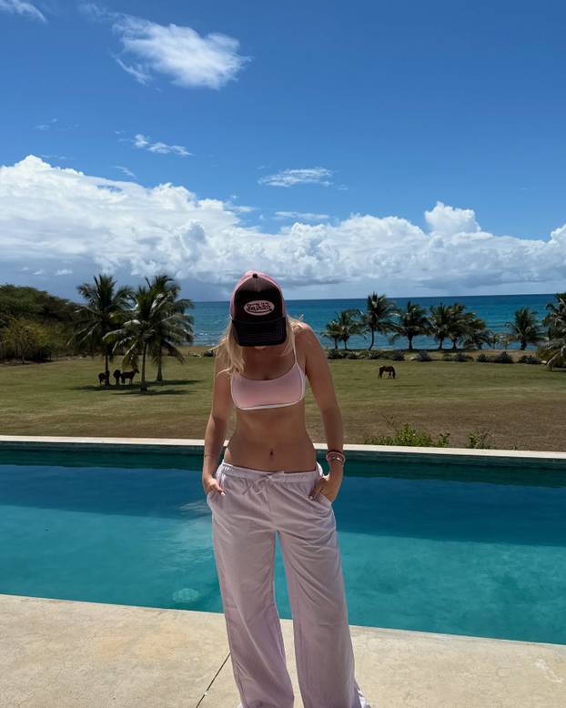 FOTO Darijo Srna prodao ga je za rekordnu svotu. Sad ne smije igrati, a ona ga pritom zabavlja