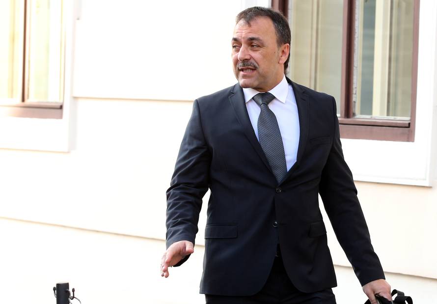 Ovi ministri stan plaćaju 5 kn po kvadratu, a ostatak građani