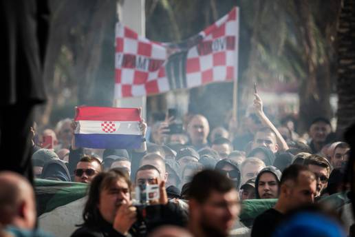 Već za tri godine na birališta ide nova, posve drukčija generacija birača. Bit će to... Ajme majko!