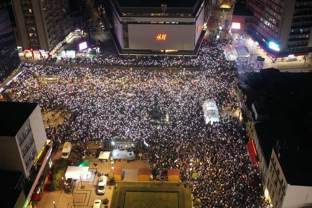 Niš: 15 minuta tišine za 15 žrtava zbog kojih je prosvjed i organiziran