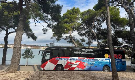 ZBOGOM &Zcaron;IVCIRANJU U KOLONI: Za&scaron;to je autobus opet 'in' za put na more, ali i do Slavonije?