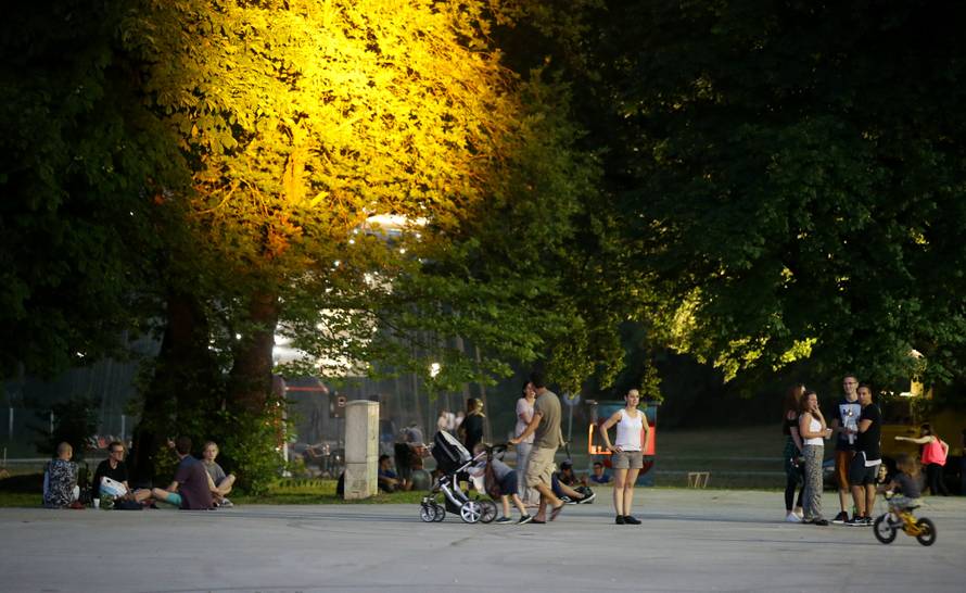 DJ-evi rasturili: Počeo je veliki najglasniji party blizu Zagreba