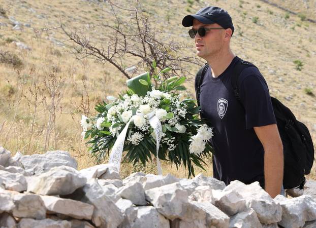 Šibenik:Na Kornatima obilježena 19. godišnjica tragedije u kojoj je poginulo 12 vatrogasaca
