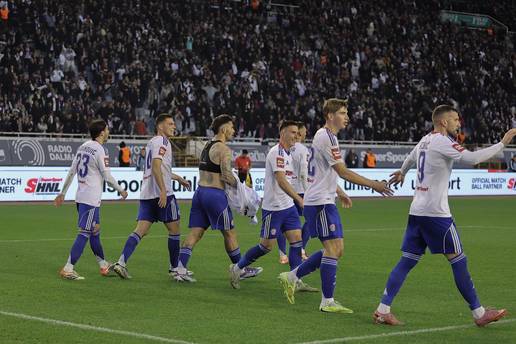 VIDEO Hajduk - Vukovar 2-1: Spli&cacute;ani dobili s igra&ccaron;em manje! Livaja zabio pa dobio isklju&ccaron;enje