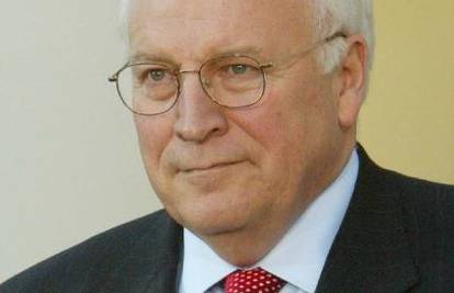 Dick Cheney zbog slabijeg srčanog udara bio u bolnici