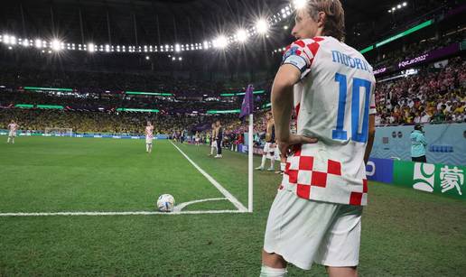 Modrić izvodi kuterac. I gooool! Ovo je bio prijedlog nove riječi za korner. Što mislite o tome?