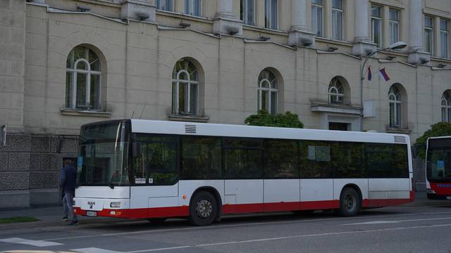 Banja Luka: Prijevoznici gradskog i prigradskog prometa u organiziranom štrajku