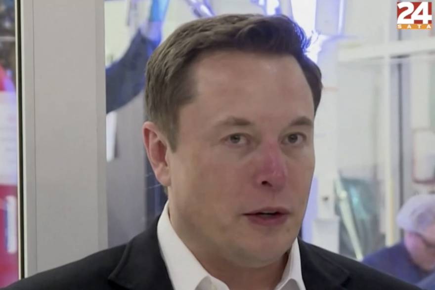 specka elon musk tritter