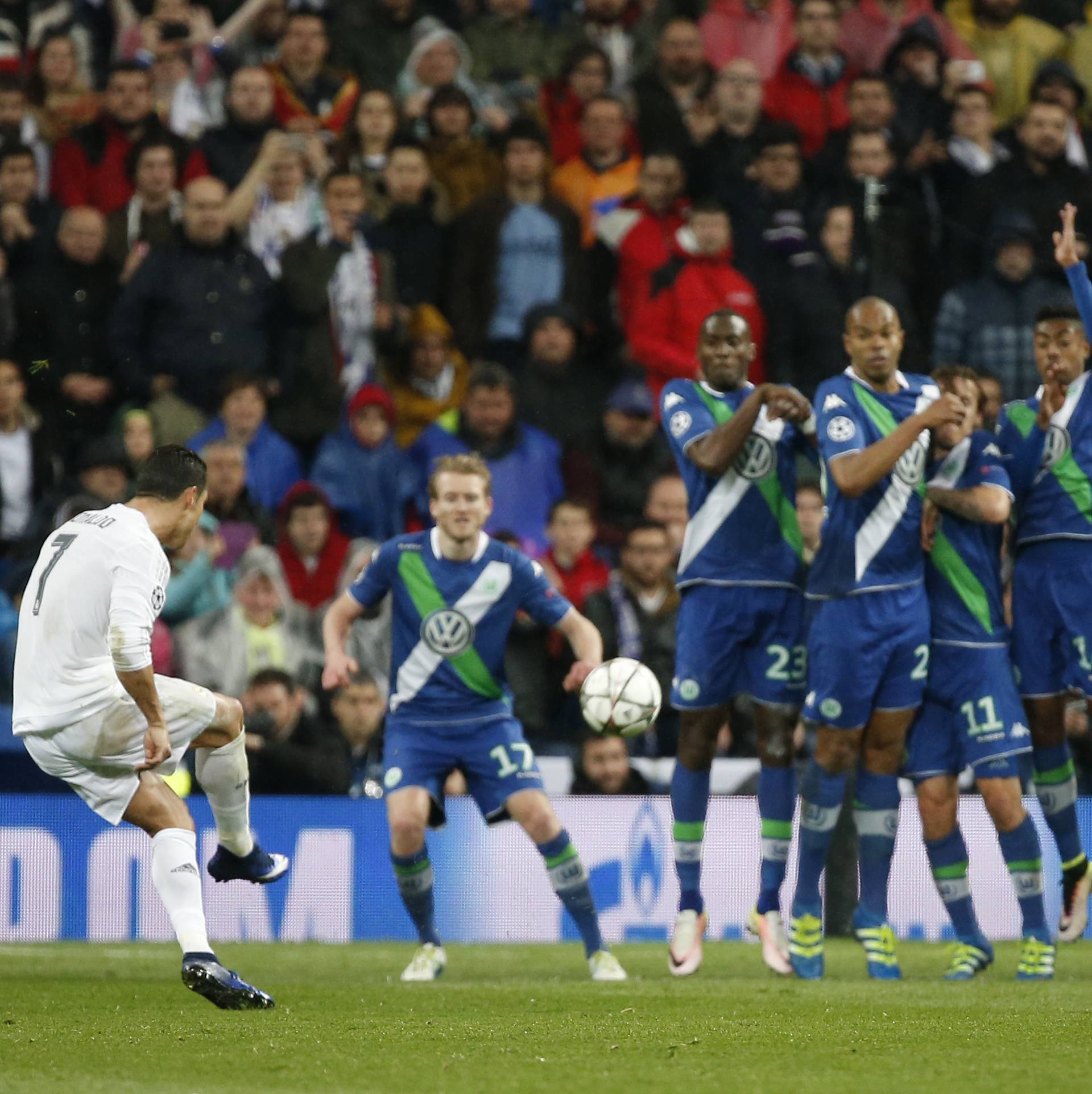 Real Madrid v VfL Wolfsburg - UEFA Champions League Quarter Final Second Leg